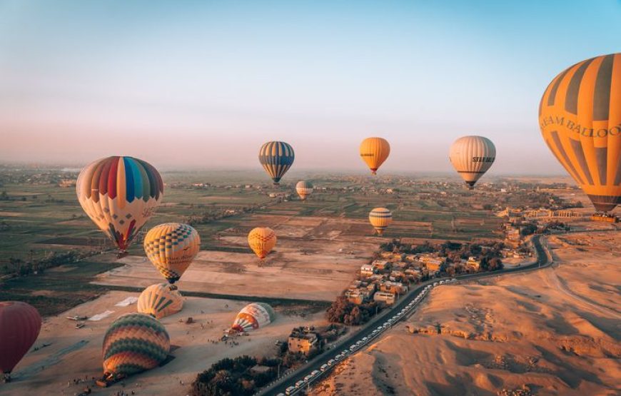 Hot Air Balloon Ride in Luxor