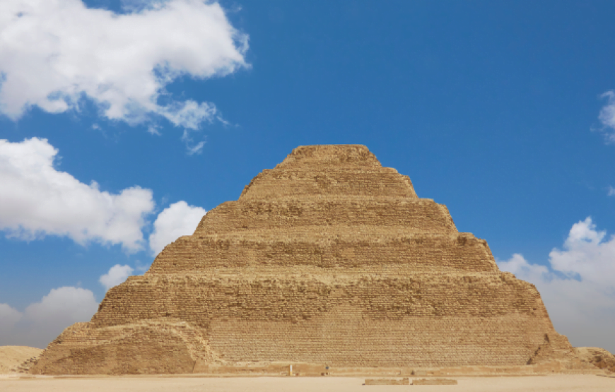 Day Tour to Pyramids of Giza, Memphis, and Saqqara